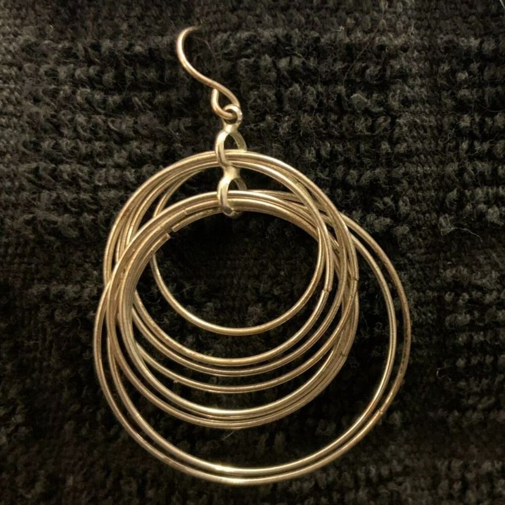 Silver Toned Dangling Circle Earrings 1.5" long and wide - Picture 4 of 4